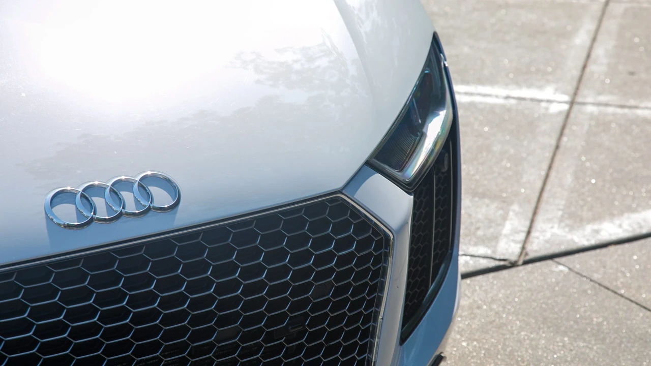 2018 Audi 4S R8 - Image 16 of 31