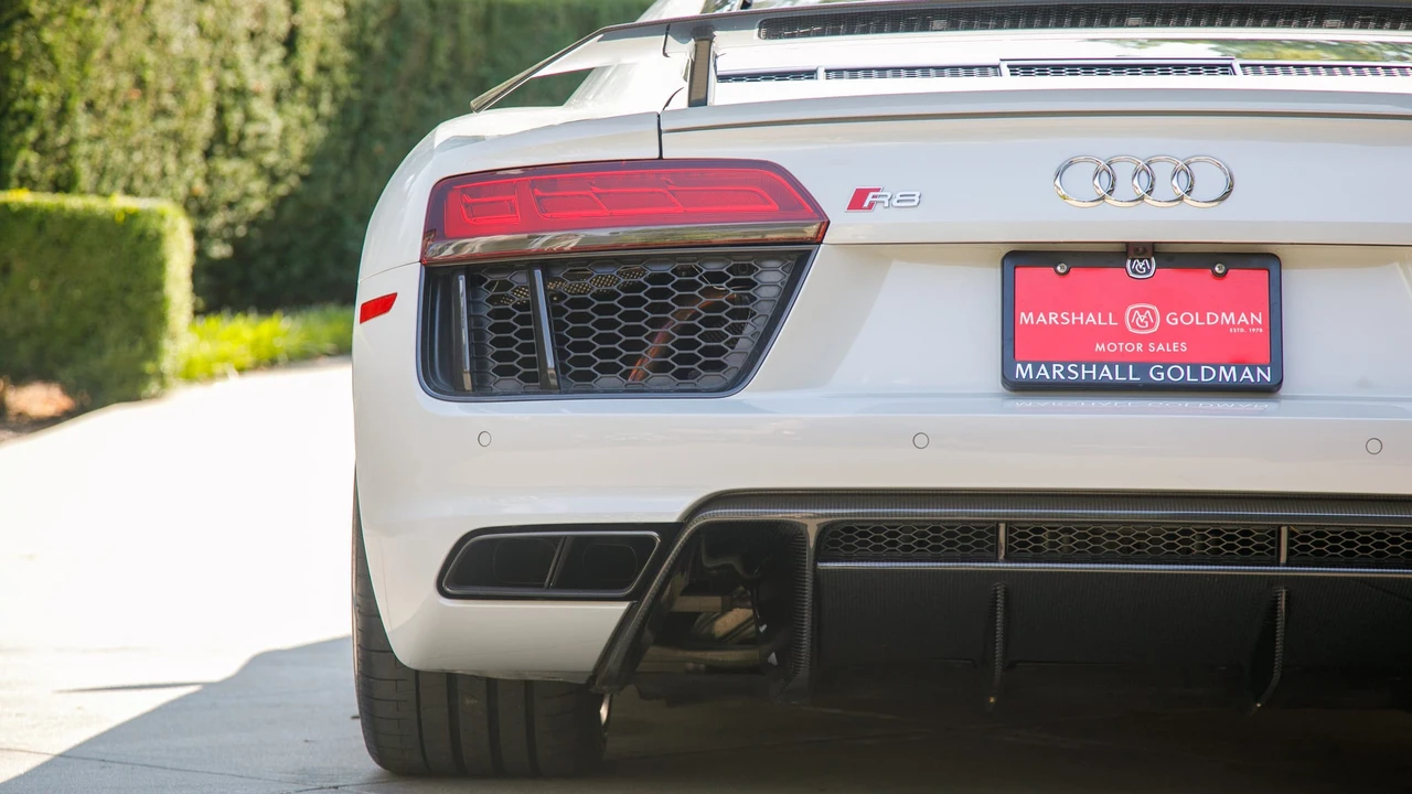 2018 Audi 4S R8 - Image 25 of 31