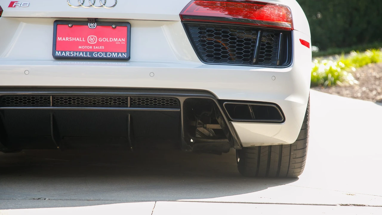 2018 Audi 4S R8 - Image 23 of 31