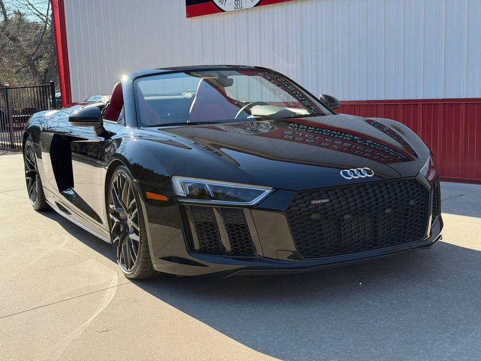 2018 Audi 4S R8 - Image 13 of 21