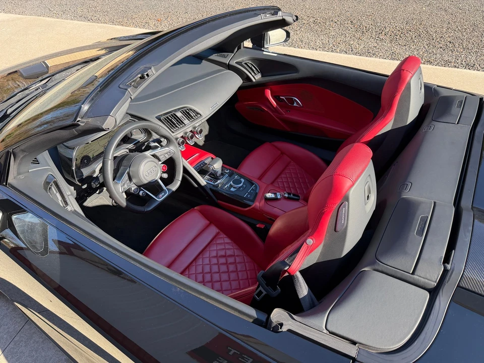2018 Audi 4S R8 - Image 9 of 21