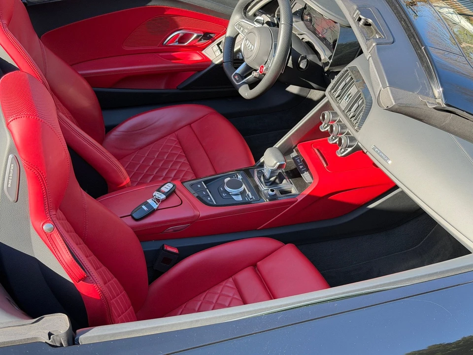 2018 Audi 4S R8 - Image 19 of 21