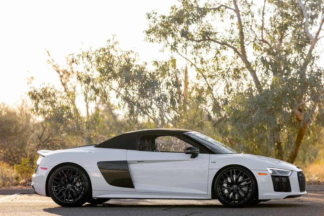 2018 Audi 4S R8 - Image 27 of 31