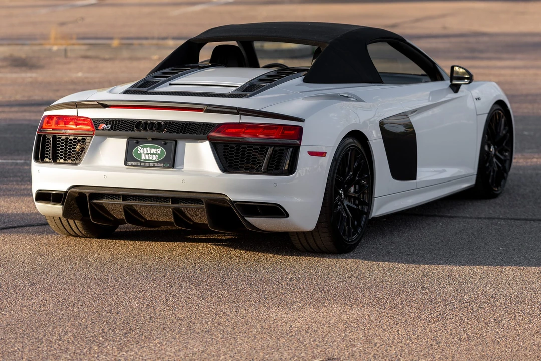 2018 Audi 4S R8 - Image 24 of 31