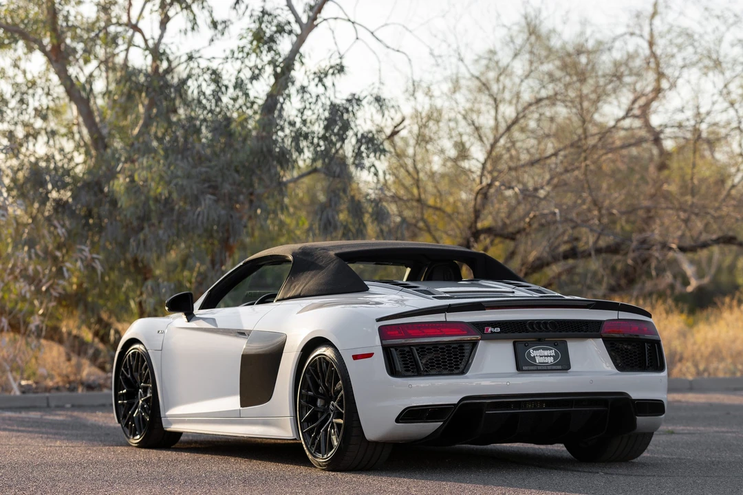 2018 Audi 4S R8 - Image 6 of 31
