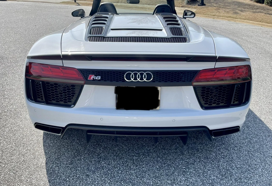 2018 Audi 4S R8 - Image 18 of 31