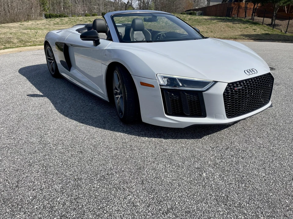 2018 Audi 4S R8 - Image 19 of 31