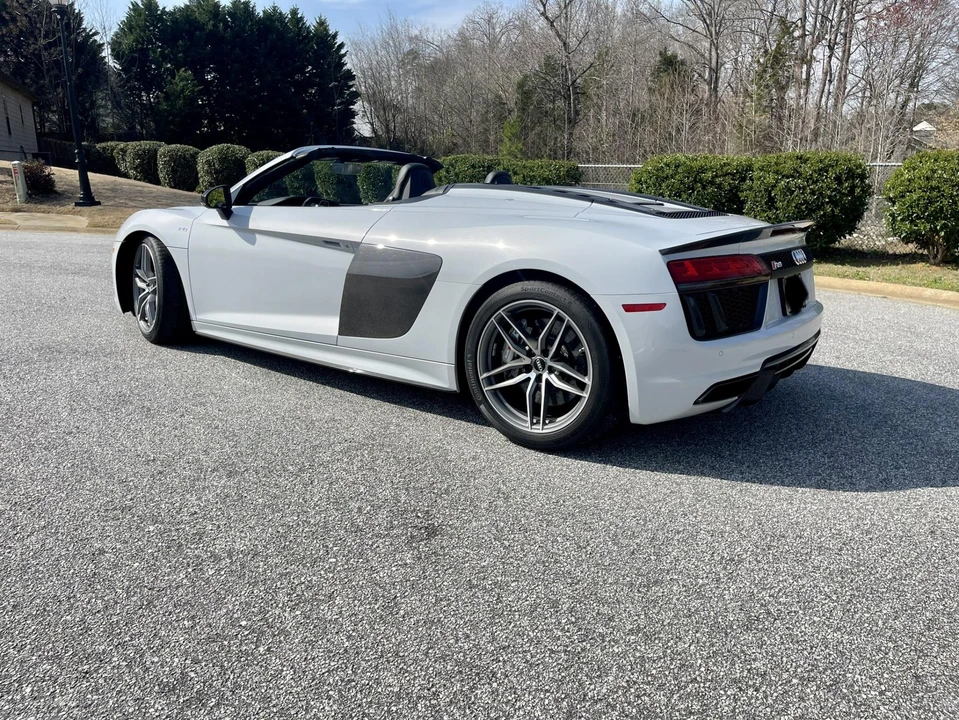 2018 Audi 4S R8 - Image 17 of 31