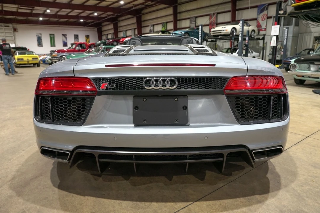 2018 Audi 4S R8 - Image 7 of 31