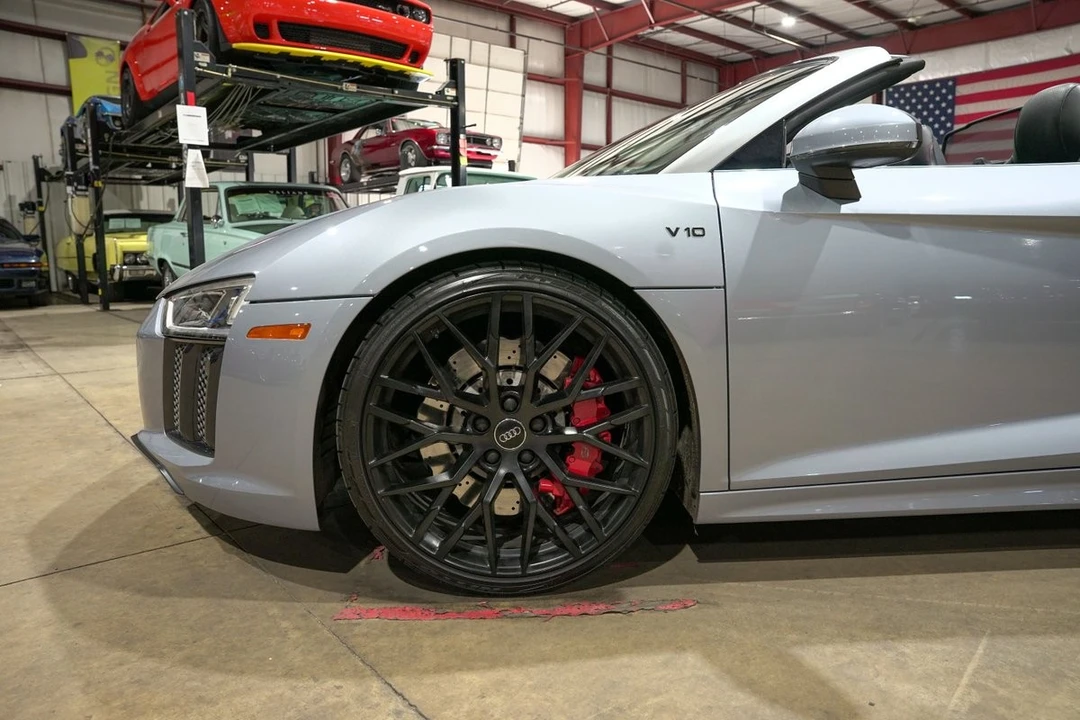 2018 Audi 4S R8 - Image 3 of 31