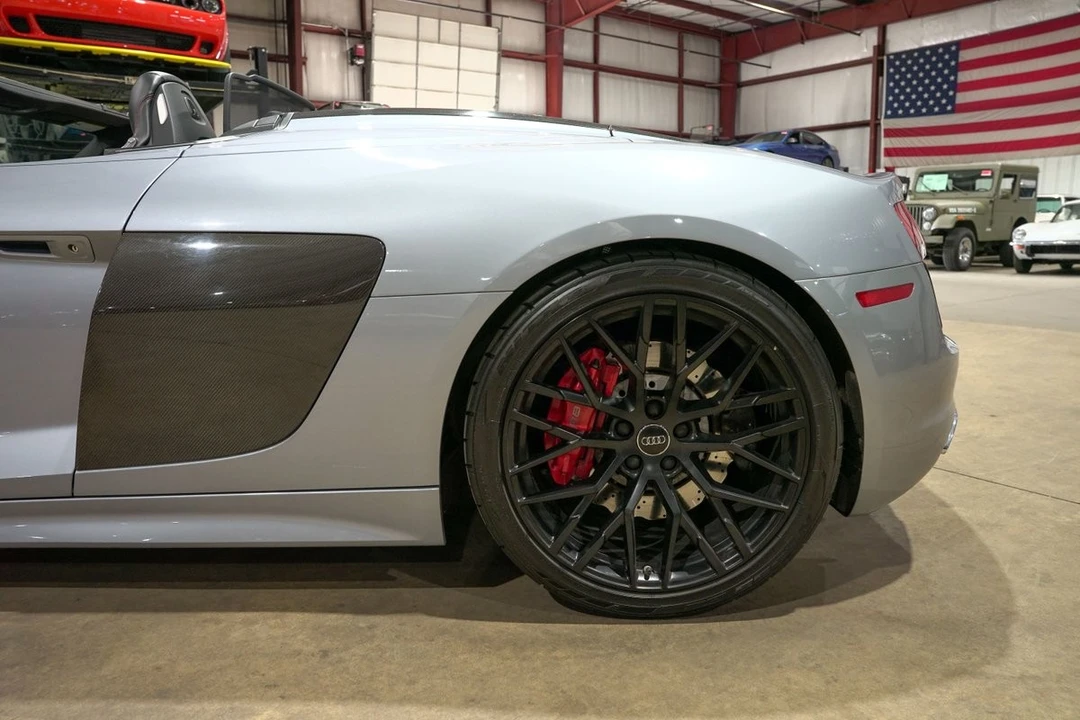 2018 Audi 4S R8 - Image 5 of 31