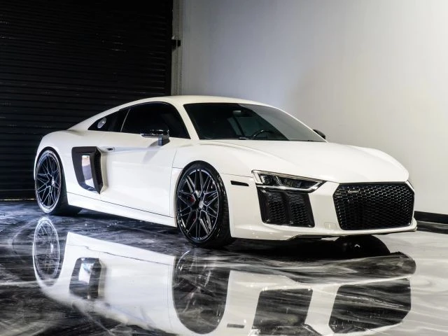 2018 Audi 4S R8 - Image 4 of 21