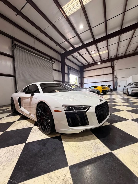 2018 Audi 4S R8 - Image 2 of 4
