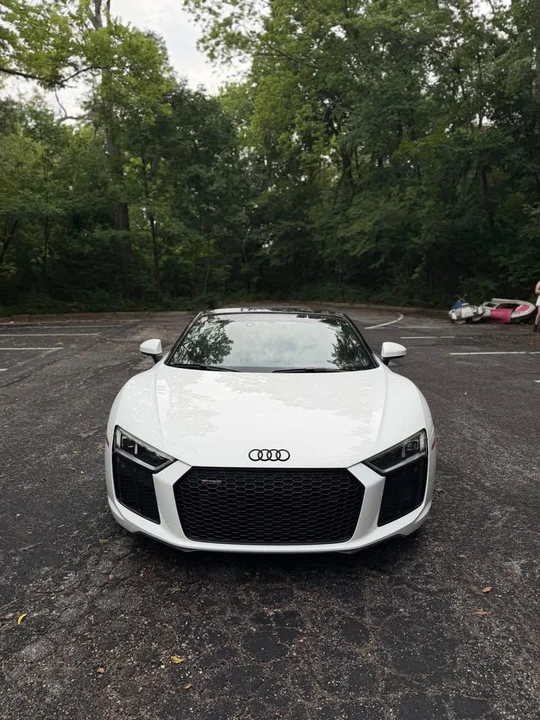 2018 Audi 4S R8 - Image 2 of 12