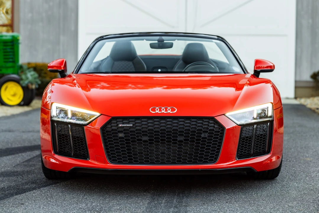 2018 Audi 4S R8 - Image 4 of 31