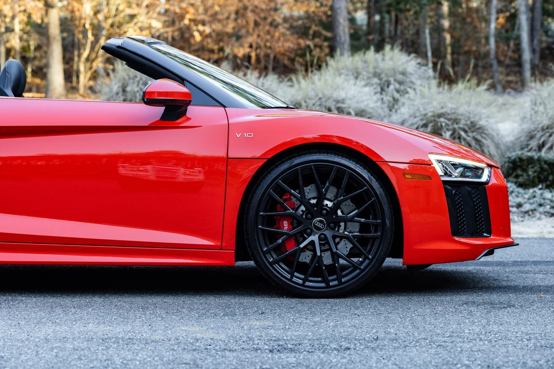 2018 Audi 4S R8 - Image 30 of 31