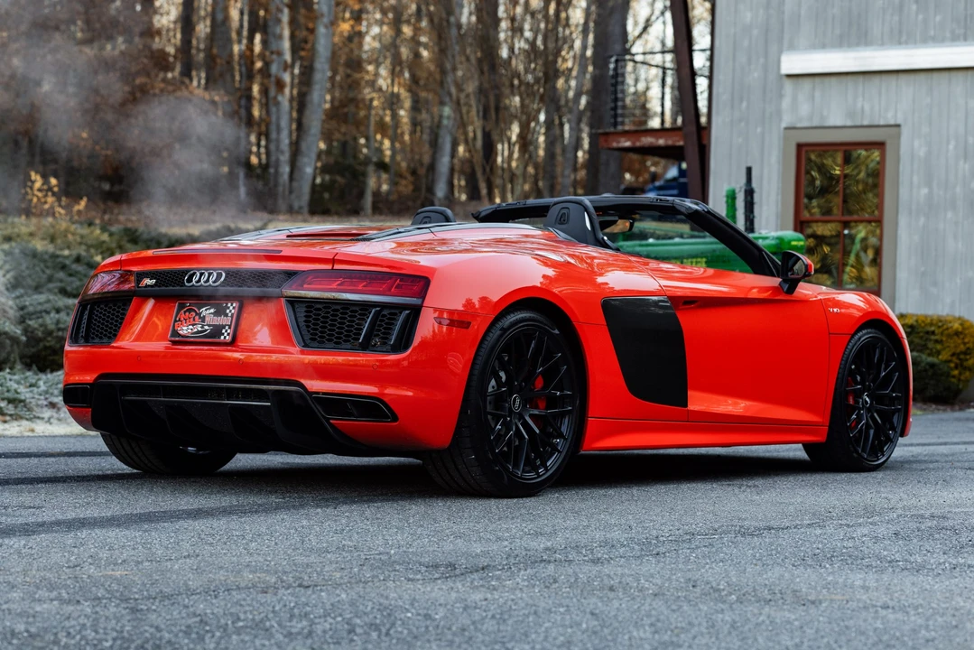 2018 Audi 4S R8 - Image 9 of 31