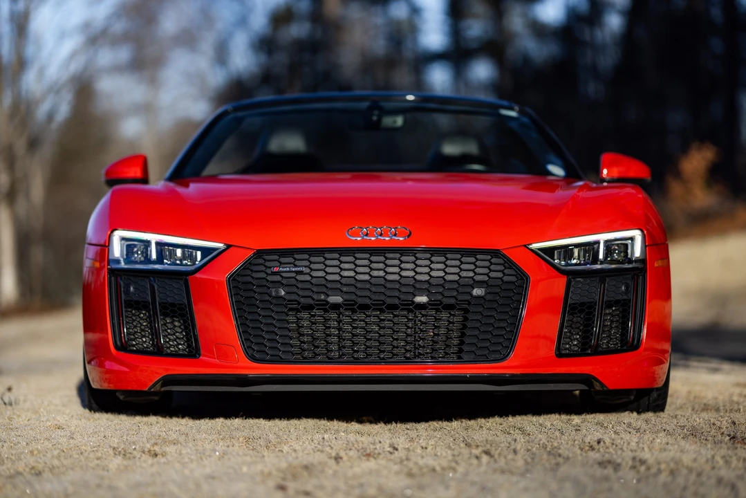 2018 Audi 4S R8 - Image 5 of 31