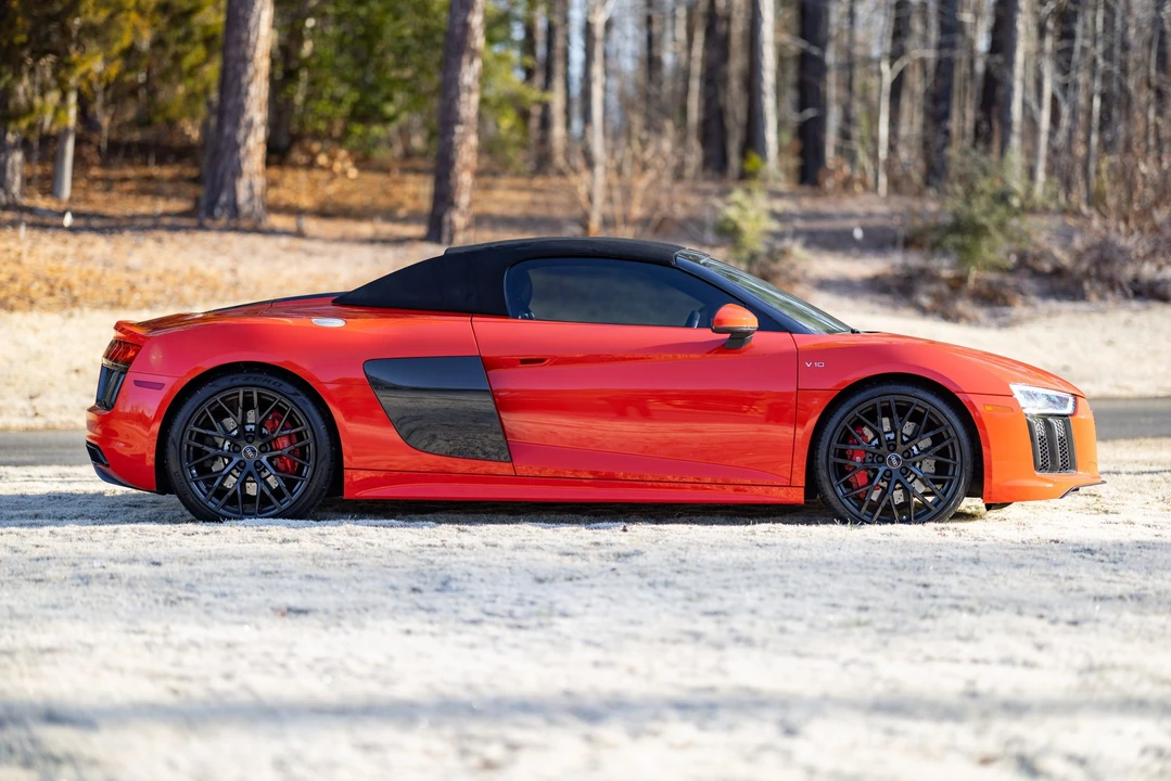 2018 Audi 4S R8 - Image 23 of 31