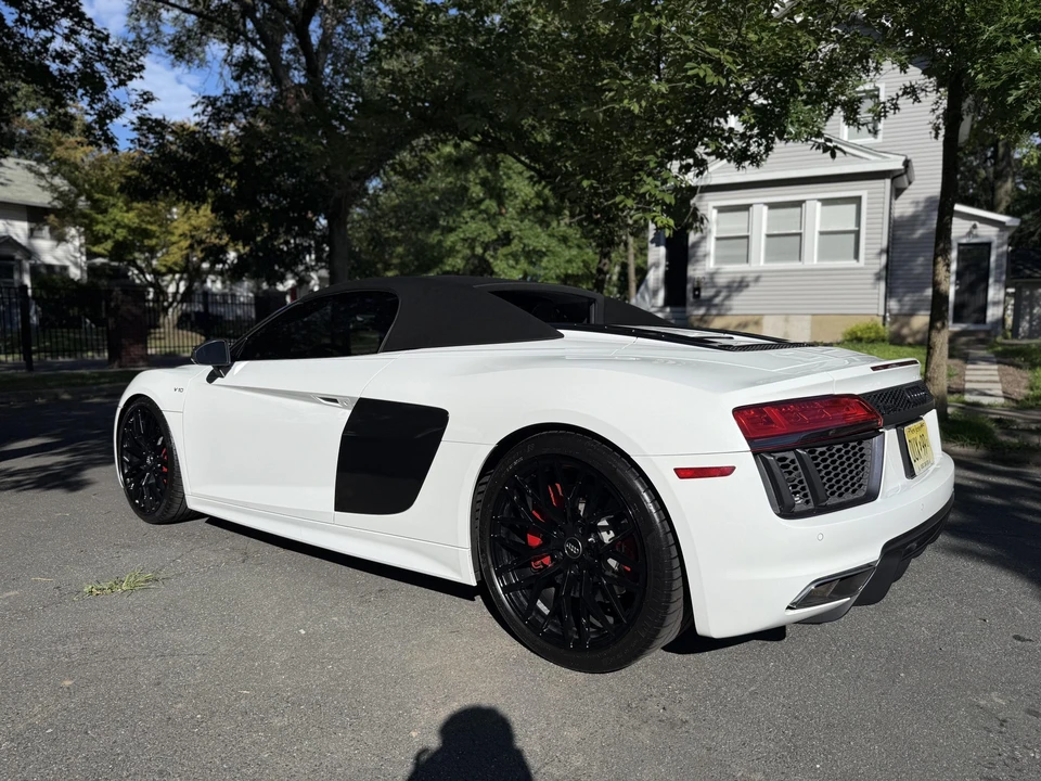 2018 Audi 4S R8 - Image 16 of 31