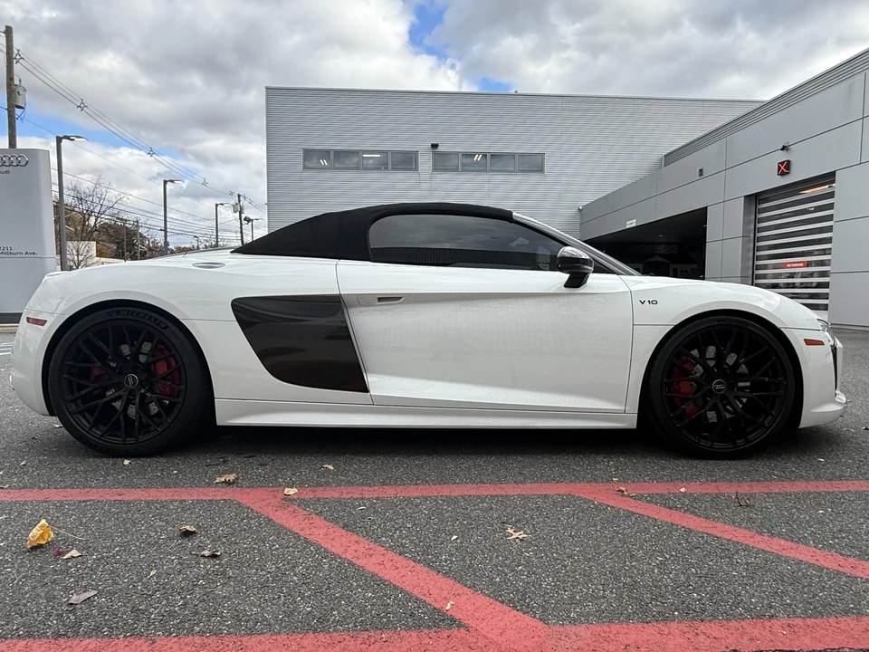 2018 Audi 4S R8 - Image 28 of 31