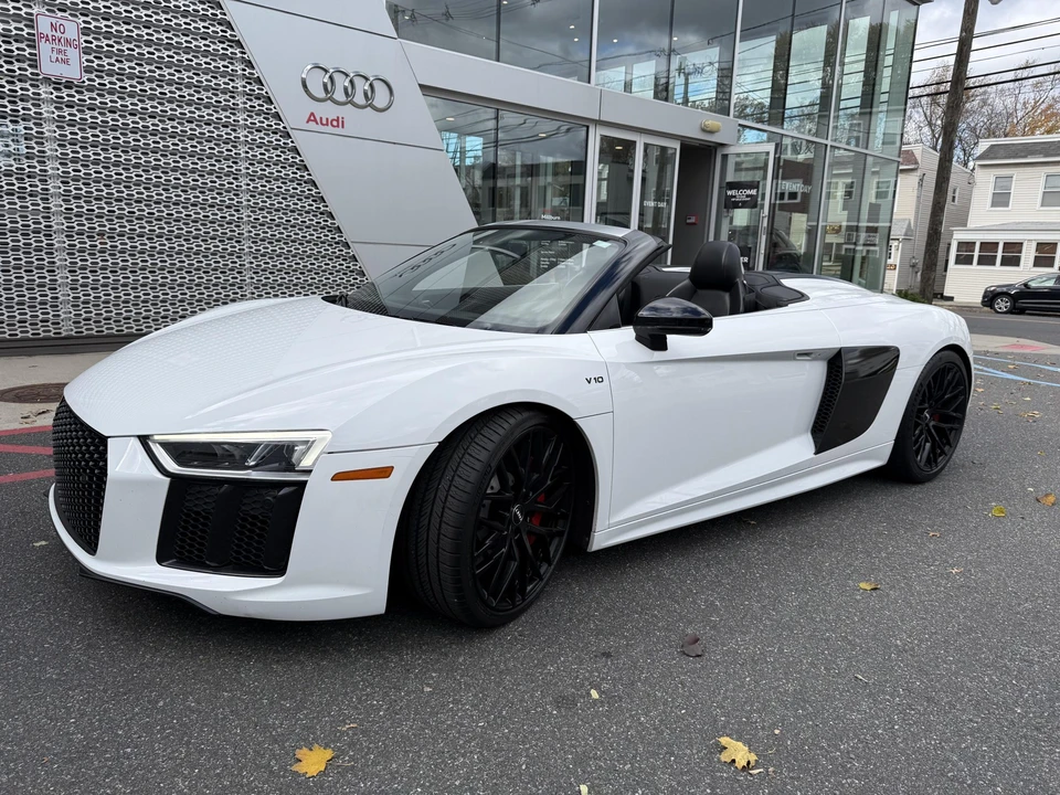 2018 Audi 4S R8 - Image 18 of 31