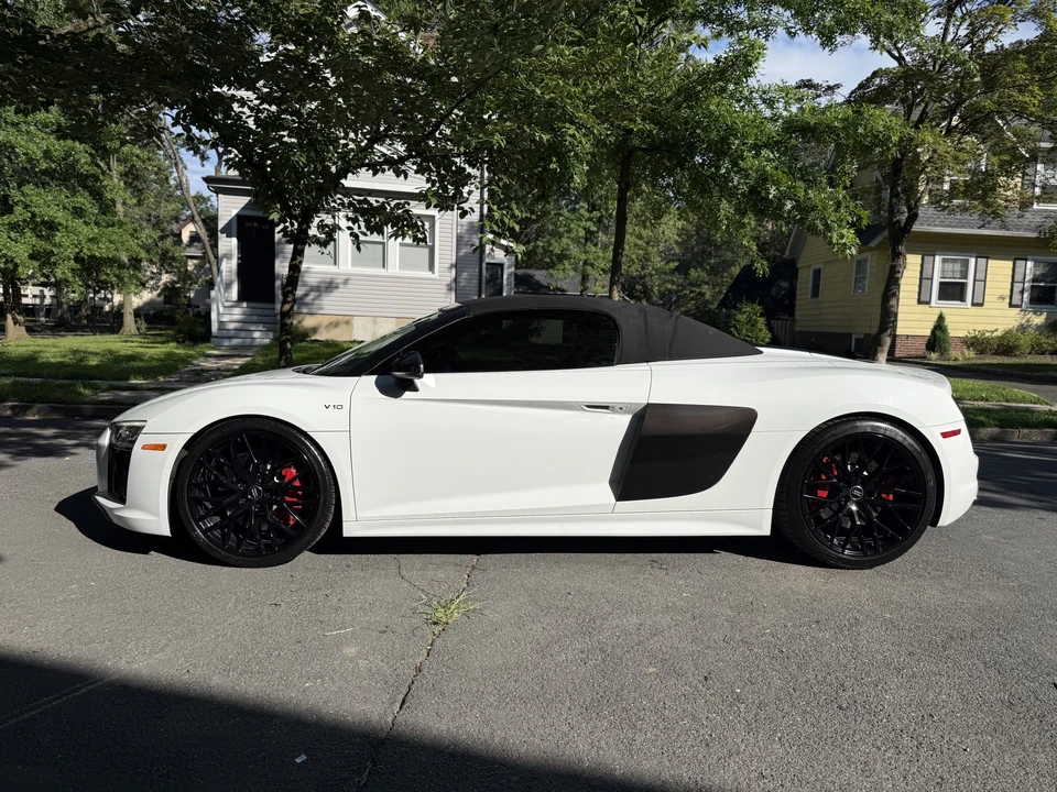 2018 Audi 4S R8 - Image 17 of 31