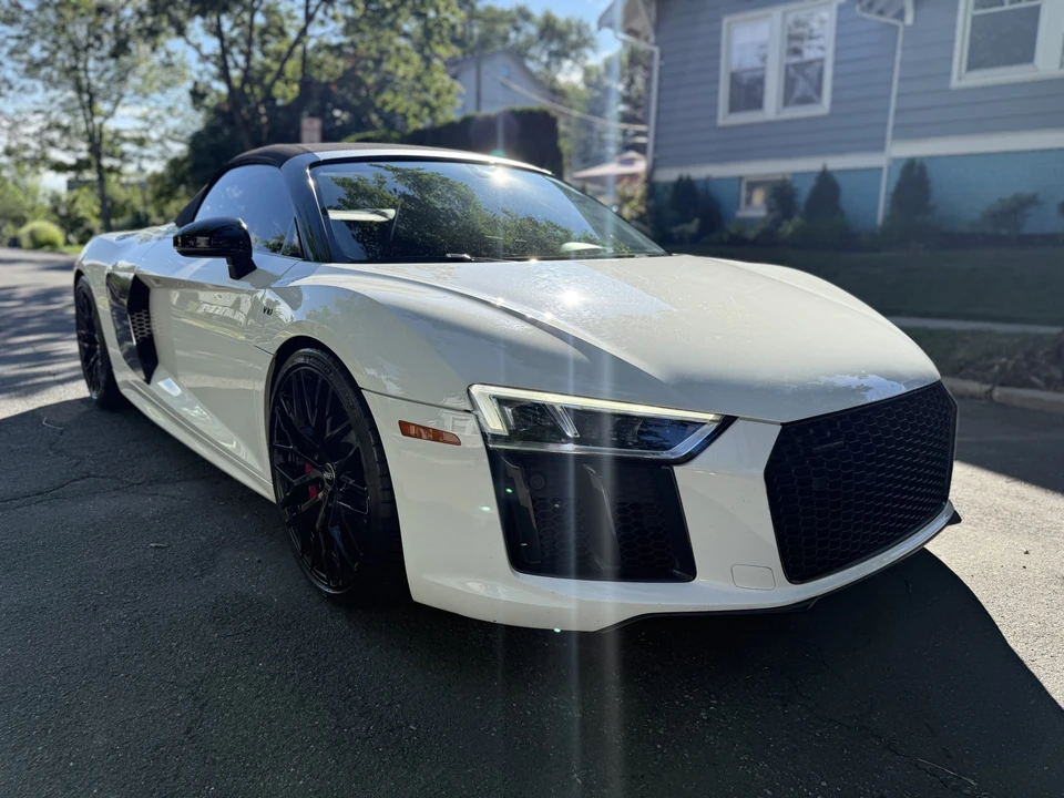 2018 Audi 4S R8 - Image 6 of 31