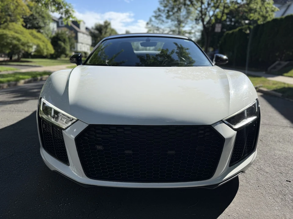 2018 Audi 4S R8 - Image 5 of 31