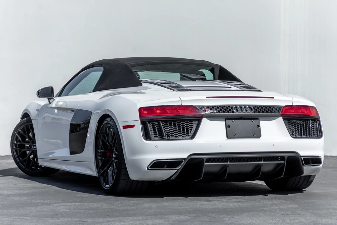 2018 Audi 4S R8 - Image 9 of 31