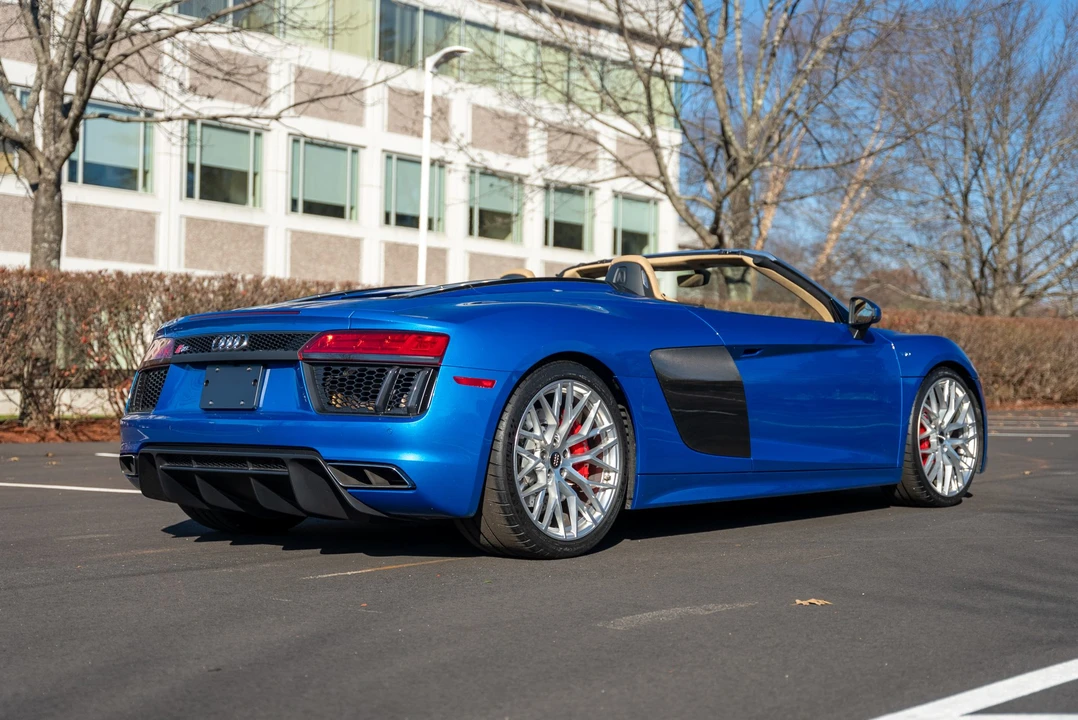 2018 Audi 4S R8 - Image 13 of 31