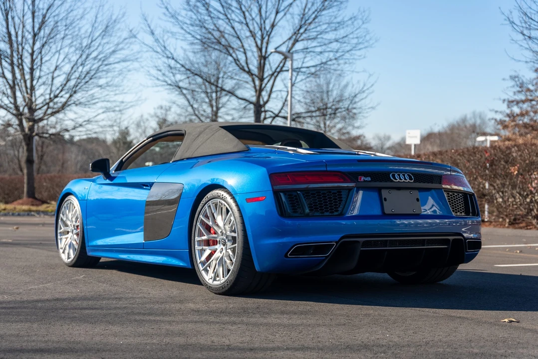 2018 Audi 4S R8 - Image 27 of 31