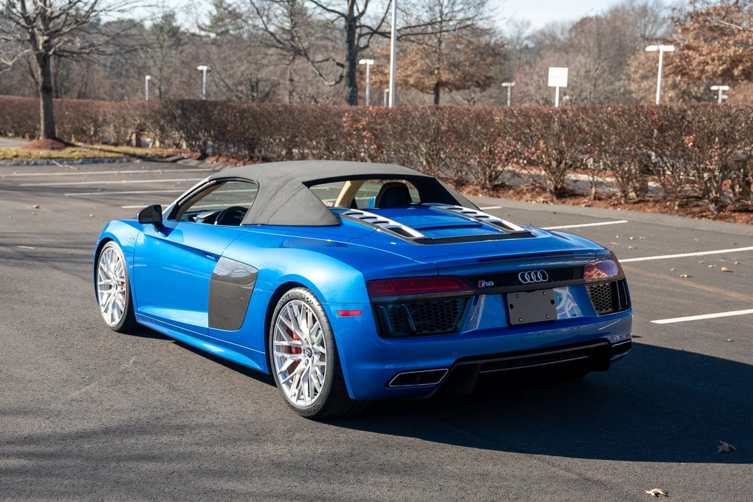 2018 Audi 4S R8 - Image 26 of 31
