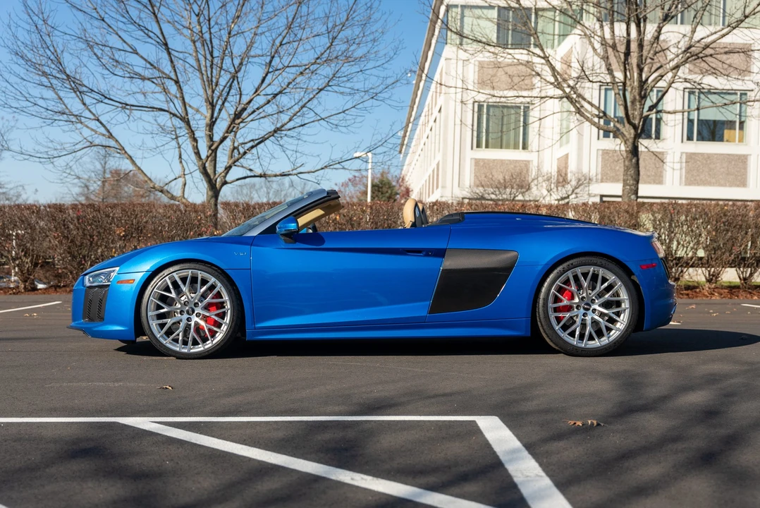 2018 Audi 4S R8 - Image 4 of 31