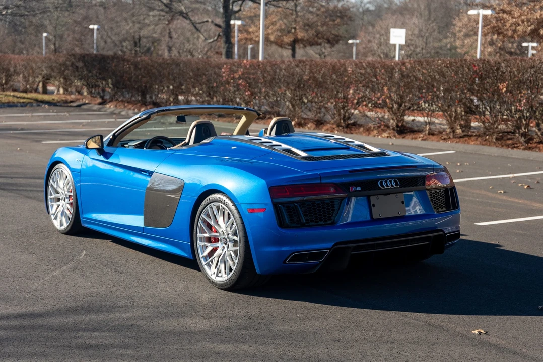 2018 Audi 4S R8 - Image 9 of 31