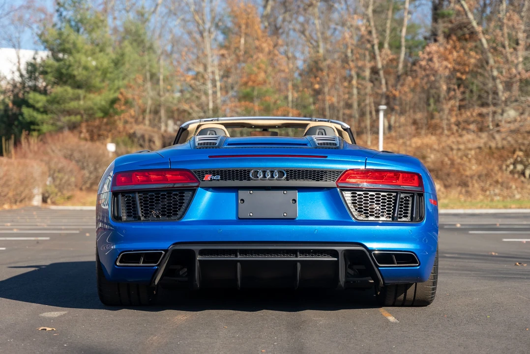2018 Audi 4S R8 - Image 10 of 31