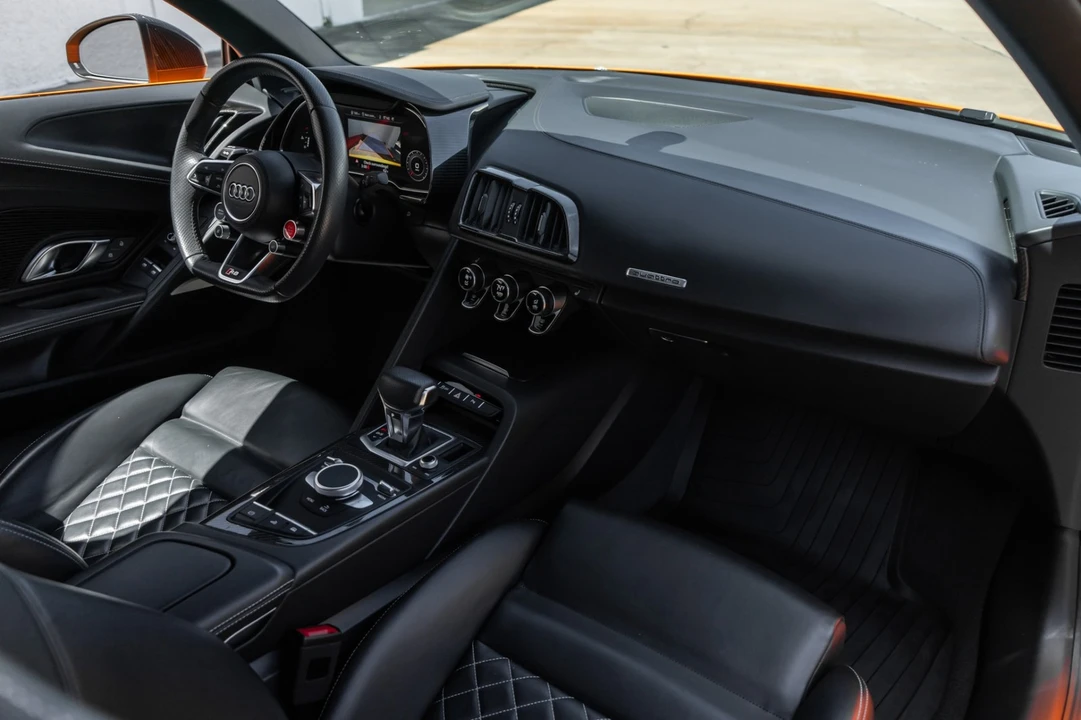 2018 Audi 4S R8 - Image 18 of 21