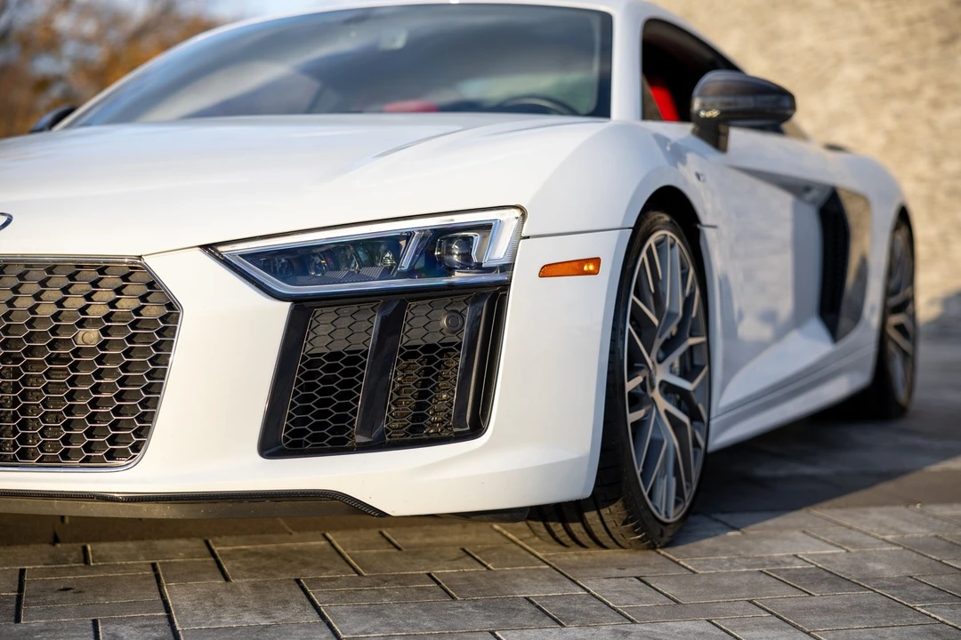 2018 Audi 4S R8 - Image 10 of 21