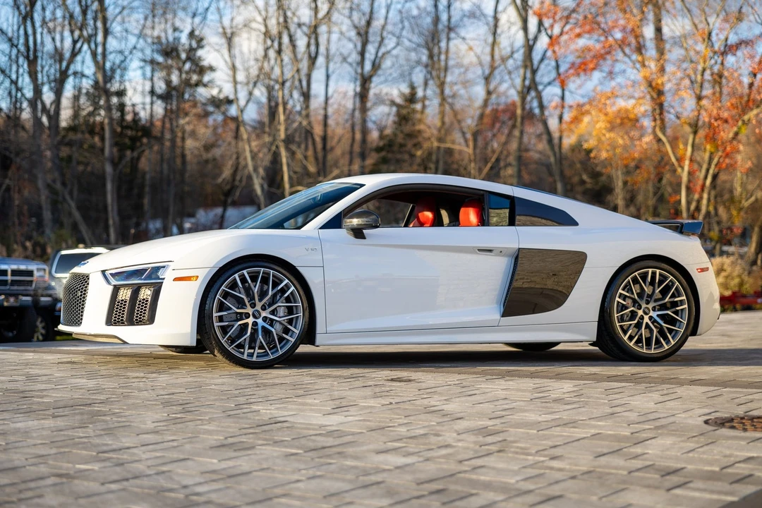 2018 Audi 4S R8 - Image 3 of 21