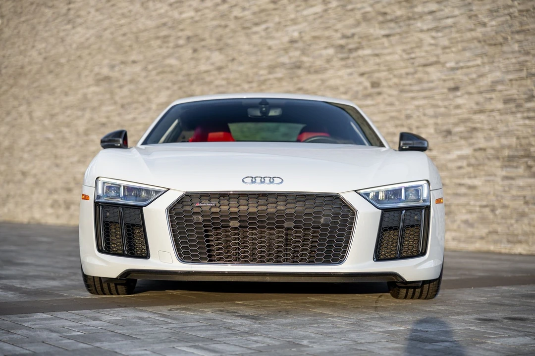 2018 Audi 4S R8 - Image 7 of 21