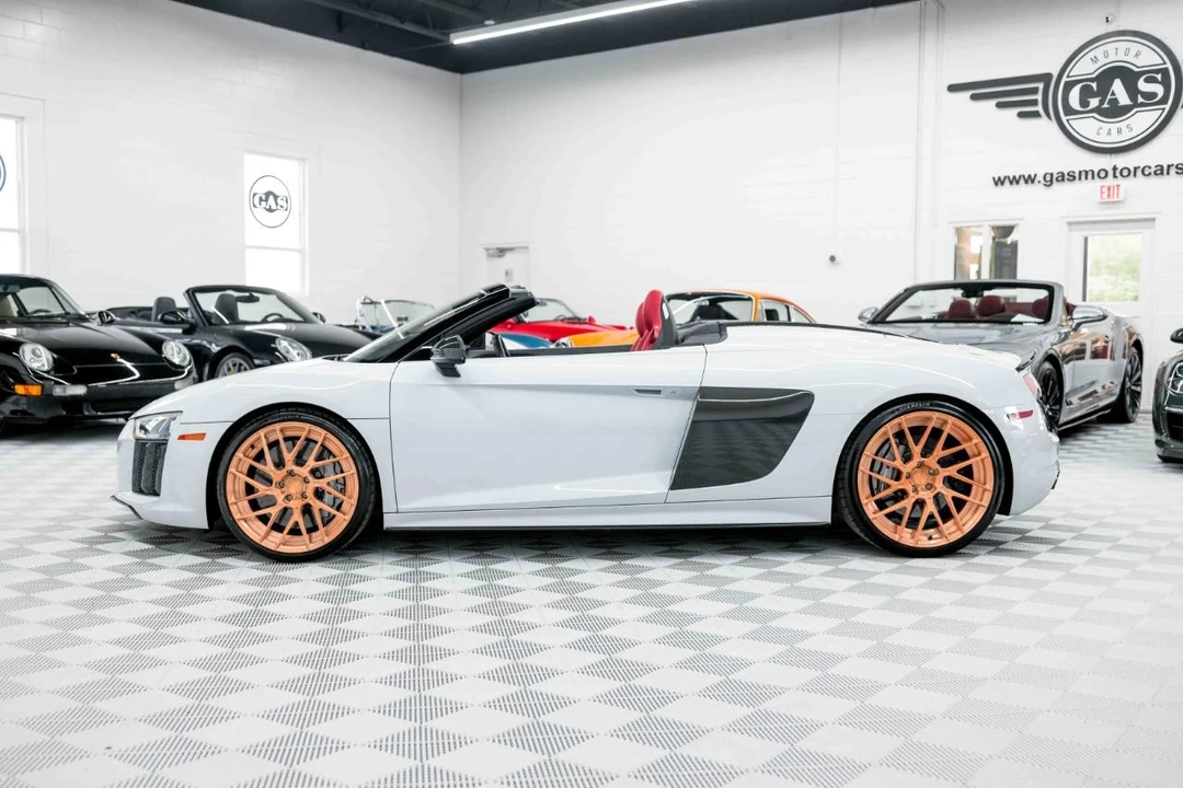 2018 Audi 4S R8 - Image 10 of 21