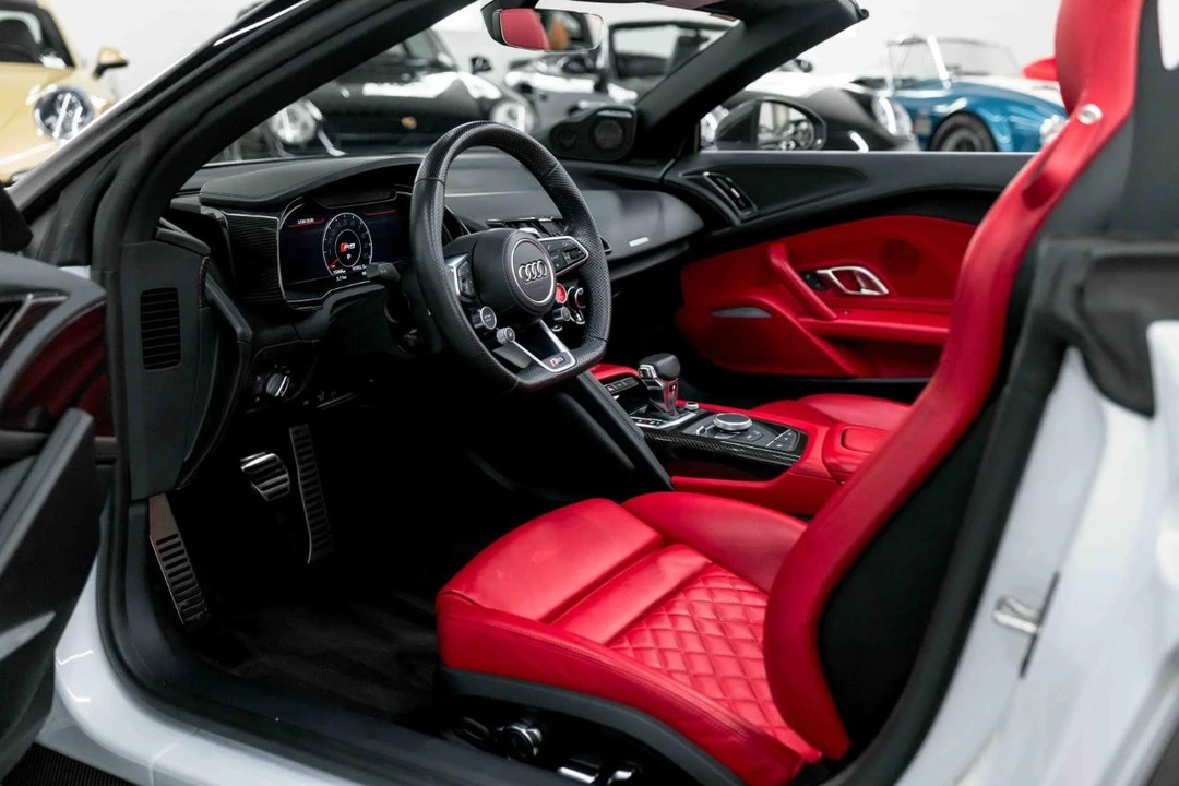 2018 Audi 4S R8 - Image 2 of 21