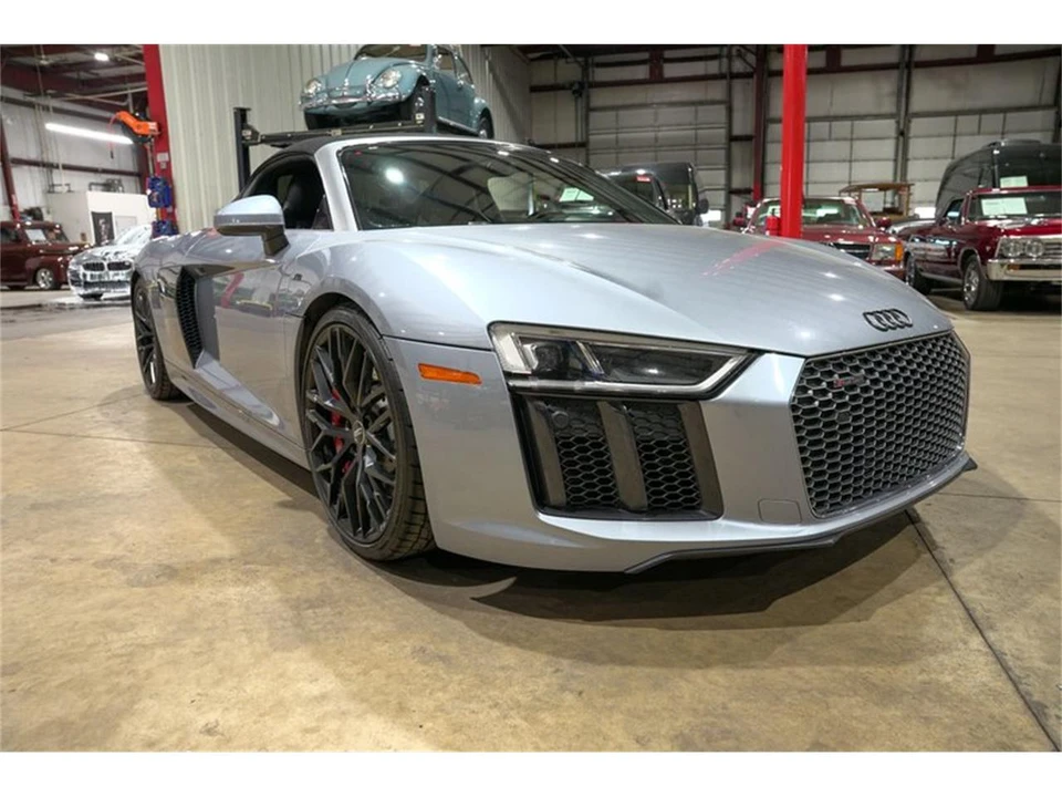 2018 Audi 4S R8 - Image 26 of 31