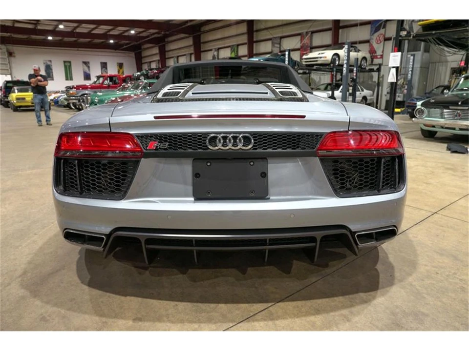 2018 Audi 4S R8 - Image 23 of 31