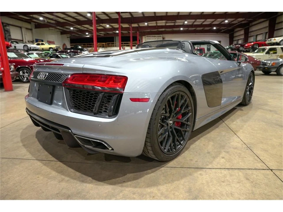 2018 Audi 4S R8 - Image 8 of 31