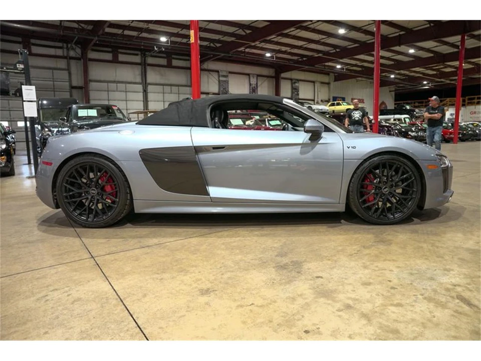 2018 Audi 4S R8 - Image 25 of 31