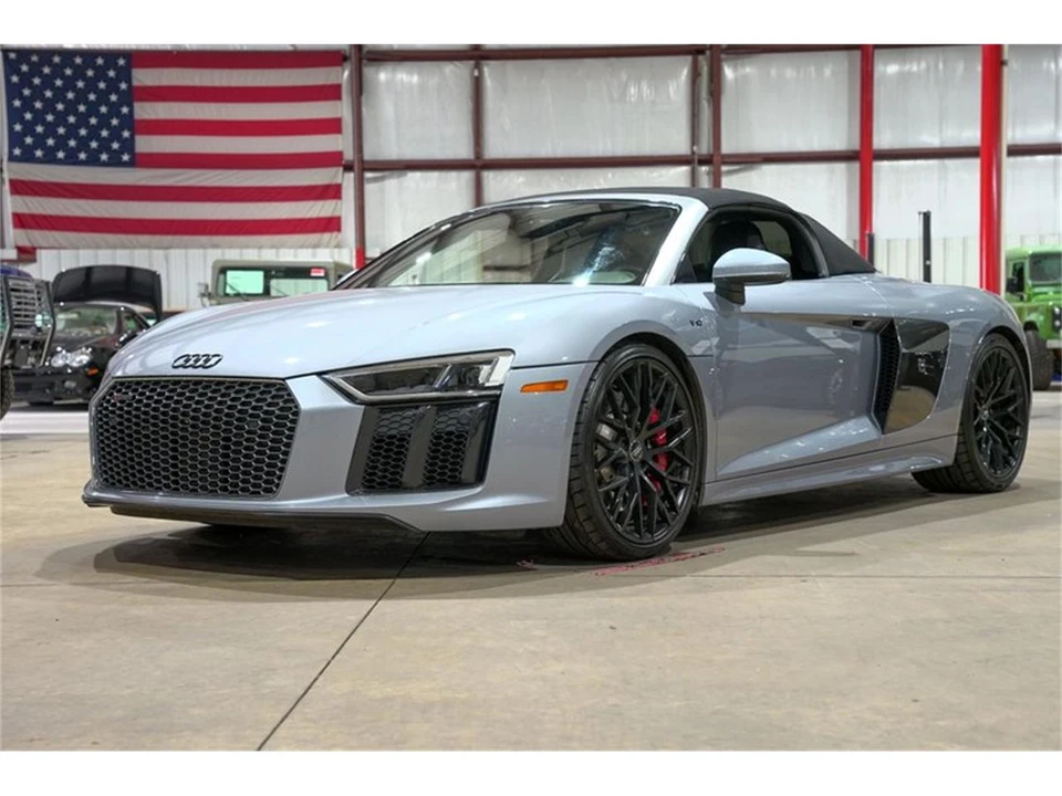 2018 Audi 4S R8 - Image 20 of 31