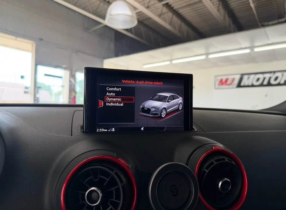 2018 Audi 8V RS3 - Image 10 of 18