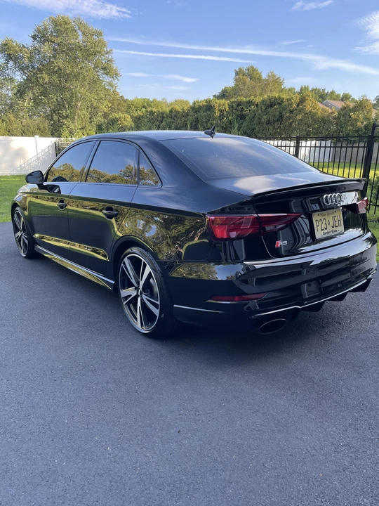 2018 Audi 8V RS3 - Image 16 of 31
