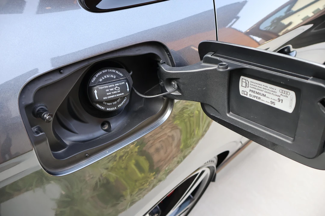 2018 Audi 8V RS3 - Image 16 of 31